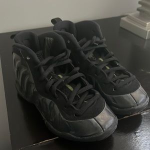 Nike Air Foamposite One
Legion Green (GS)